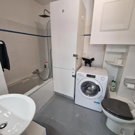 Apartament Aya's Nicea