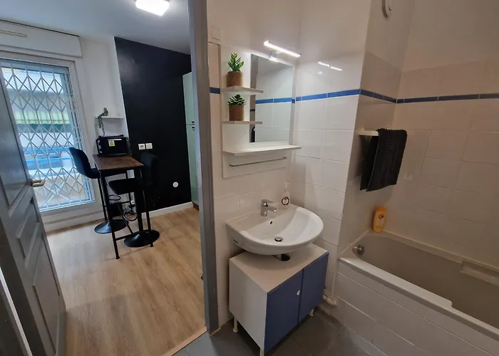 Aya's דירה ניס